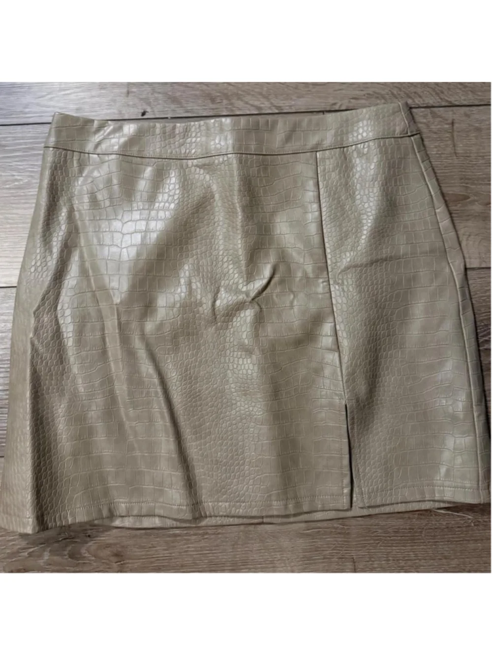 Croc embossed faux leather mini skirt